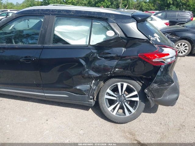 2019 NISSAN KICKS SR 6