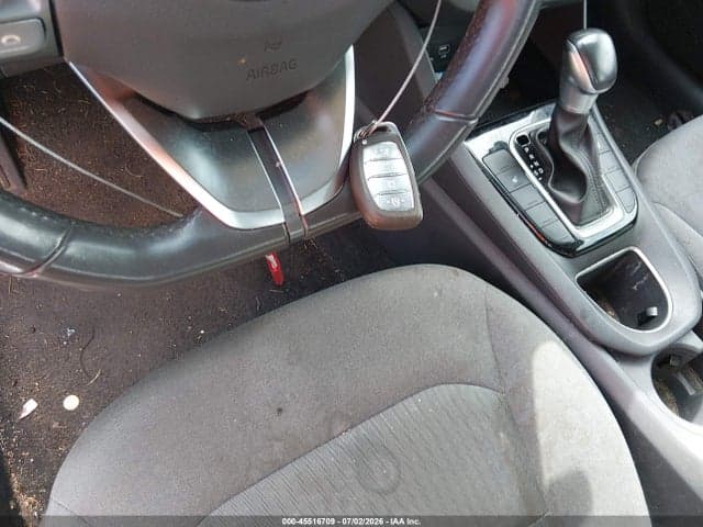 2020 HYUNDAI IONIQ HYBRID SE 11