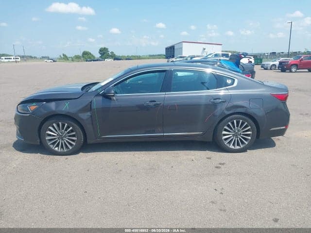 2017 KIA CADENZA PREMIUM 14