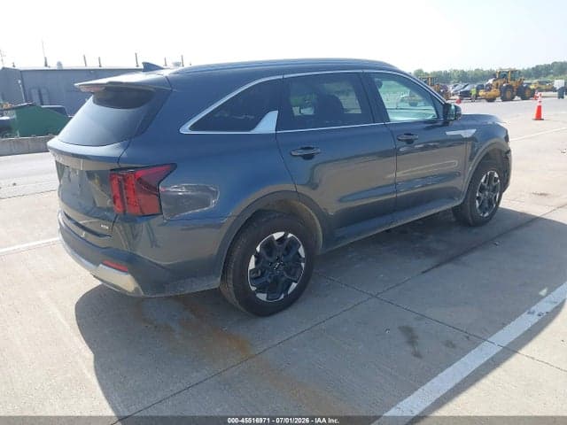 2025 KIA SORENTO S 4