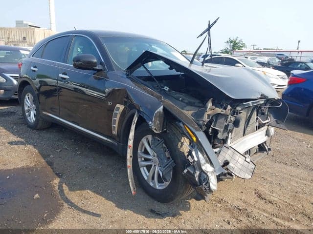 2017 INFINITI QX70