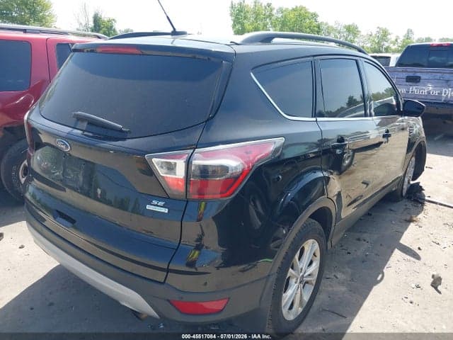 2017 FORD ESCAPE SE 4
