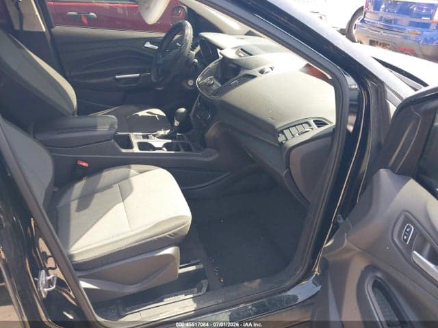 2017 FORD ESCAPE SE 5