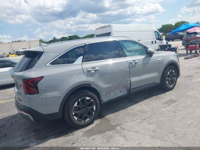2025 KIA SORENTO S 4