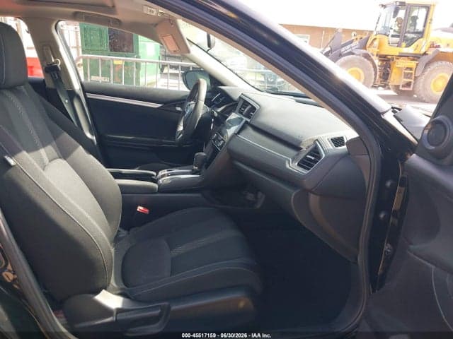 2018 HONDA CIVIC EX 5