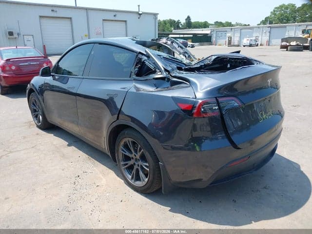2025 TESLA MODEL Y LONG RANGE DUAL MOTOR ALL-WHEEL DRIVE 3