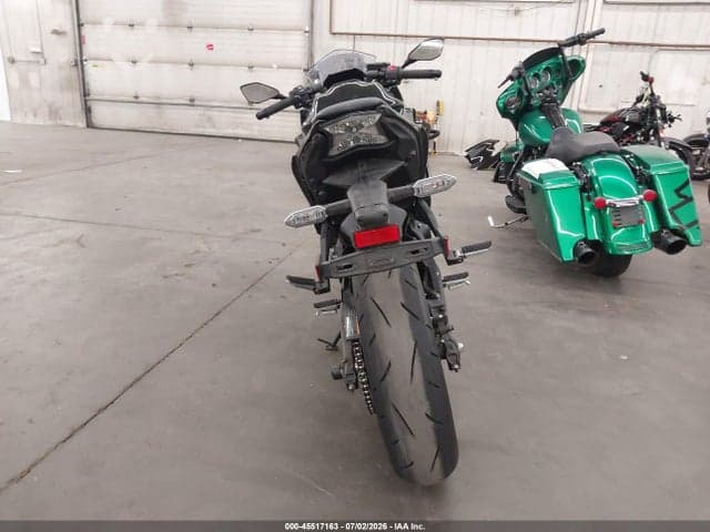 2025 KAWASAKI EX650 R 6