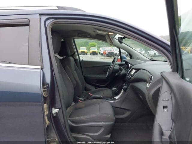 2018 CHEVROLET TRAX LT 5