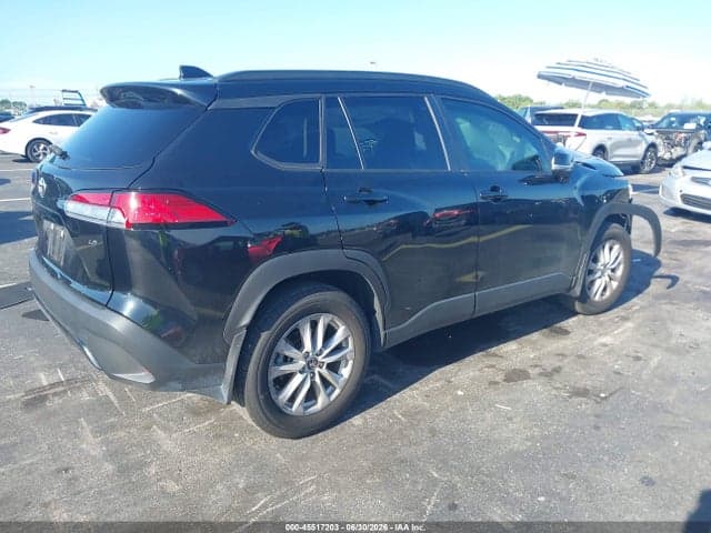 2024 TOYOTA COROLLA CROSS LE 4