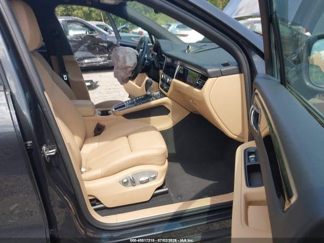 2020 PORSCHE MACAN 5