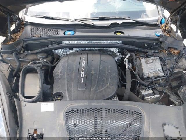 2020 PORSCHE MACAN 10