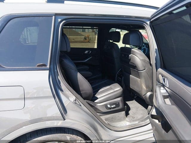 2021 BMW X7 XDRIVE40I 8