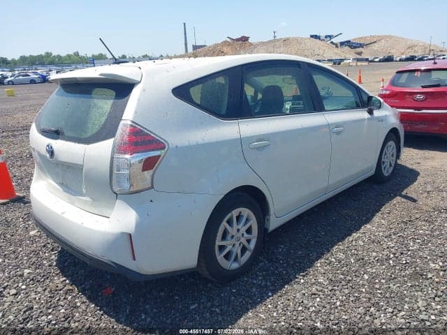 2017 TOYOTA PRIUS V THREE 4