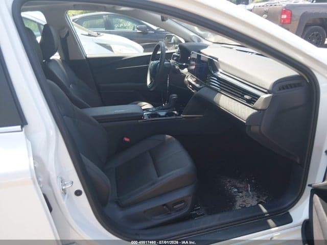 2025 TOYOTA CAMRY XLE 5