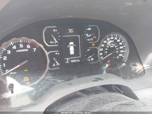 2018 TOYOTA TUNDRA SR5 5.7L V8 7
