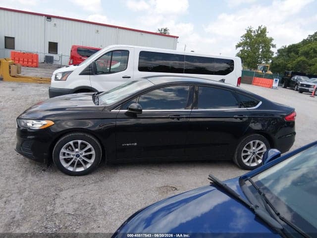2019 FORD FUSION HYBRID SE 16