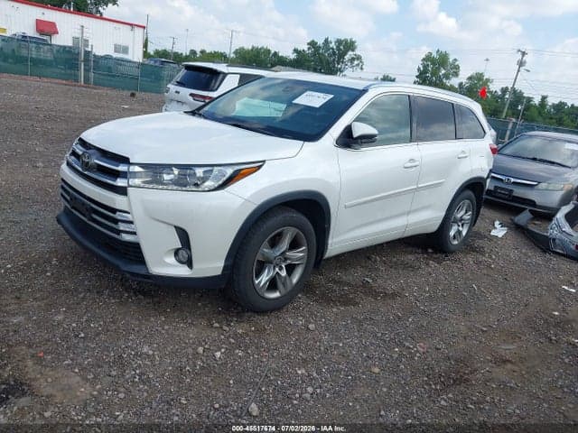2018 TOYOTA HIGHLANDER LIMITED 3