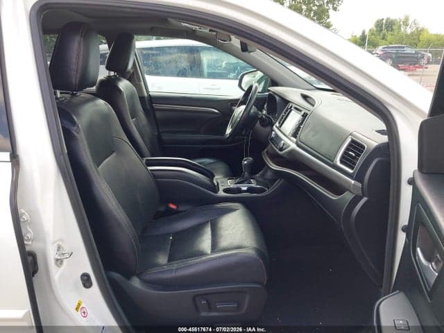 2018 TOYOTA HIGHLANDER LIMITED 6