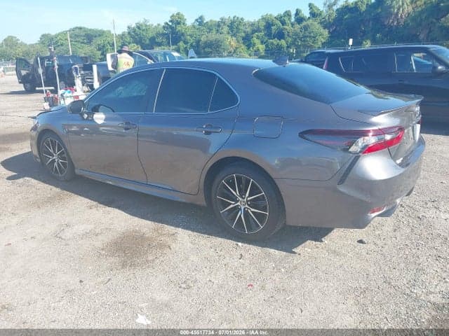 2024 TOYOTA CAMRY SE 3