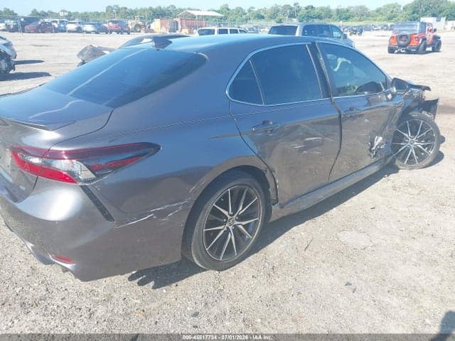2024 TOYOTA CAMRY SE 6