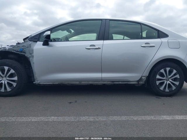 2022 TOYOTA COROLLA HYBRID LE 18