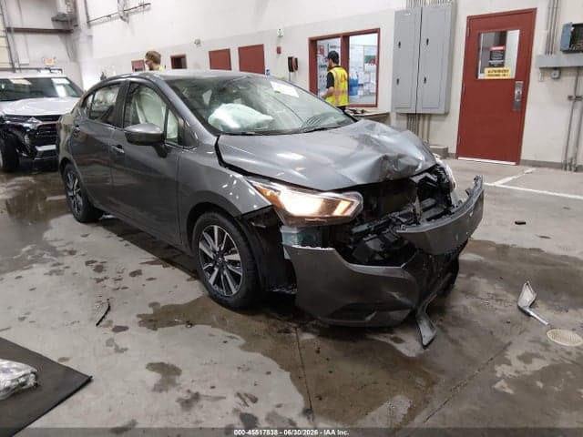 2021 NISSAN VERSA SV XTRONIC CVT 1