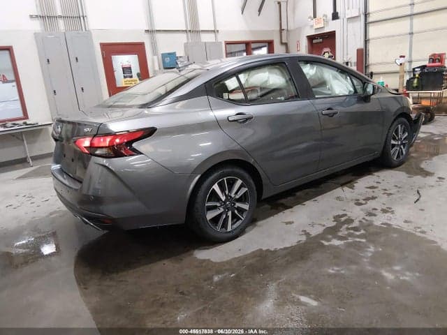 2021 NISSAN VERSA SV XTRONIC CVT 4