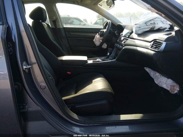 2019 HONDA ACCORD EX 5