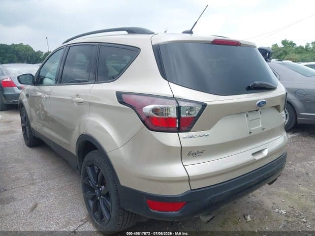 2017 FORD ESCAPE SE 3