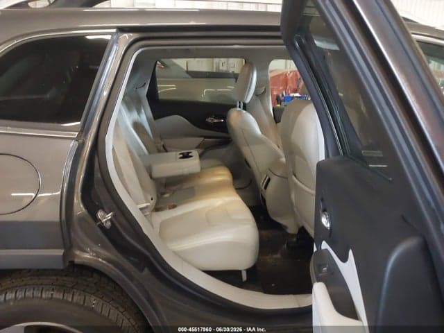 2019 JEEP CHEROKEE LIMITED FWD 8