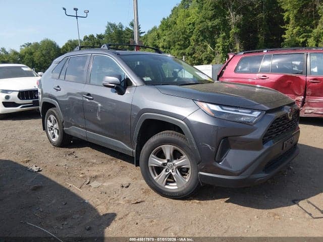 2022 TOYOTA RAV4 XLE - 1