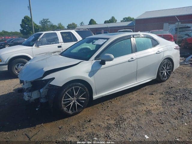 2023 TOYOTA CAMRY SE HYBRID 2