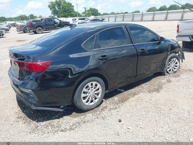 2021 KIA FORTE FE 4