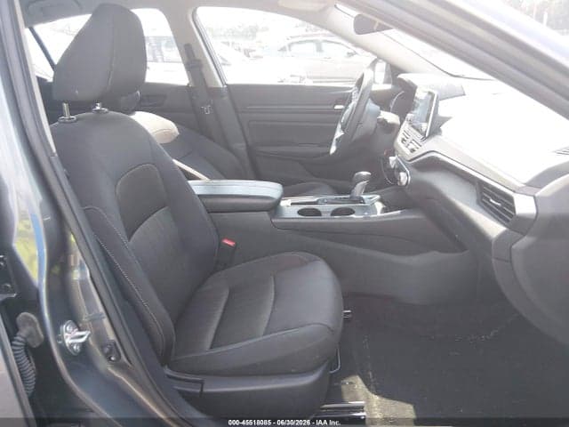 2025 NISSAN ALTIMA SV FWD 5