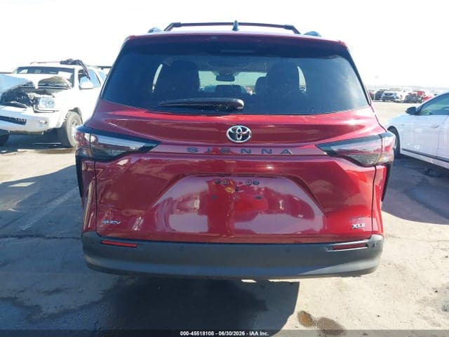 2026 TOYOTA SIENNA XLE 16