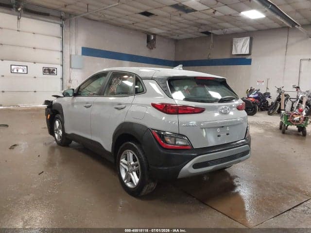 2023 HYUNDAI KONA SE 3