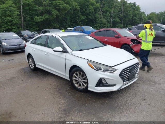 2018 HYUNDAI SONATA SE 1