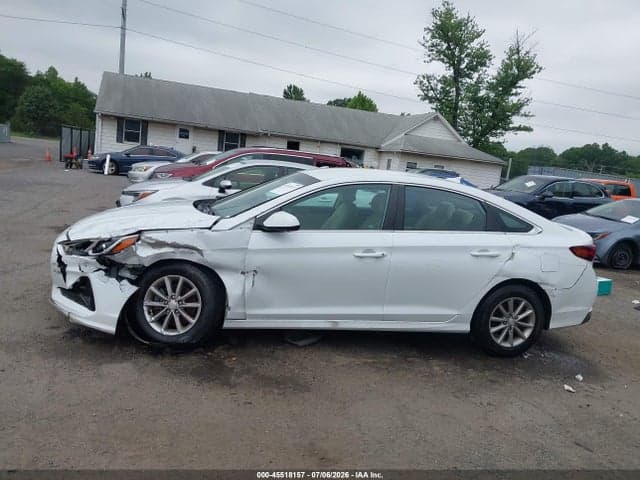 2018 HYUNDAI SONATA SE 14