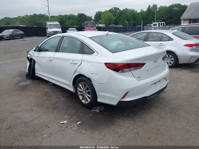 2018 HYUNDAI SONATA SE 3