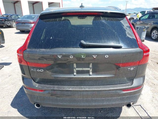 2018 VOLVO XC60 T5 MOMENTUM 17