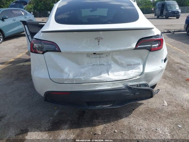 2024 TESLA MODEL Y PERFORMANCE DUAL MOTOR ALL-WHEEL DRIVE 6