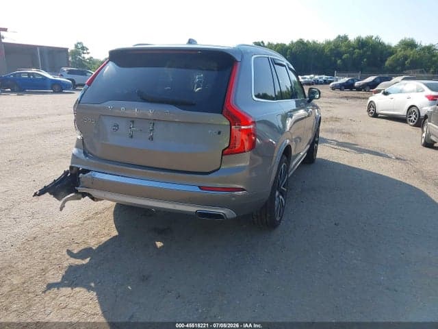 2021 VOLVO XC90 T6 INSCRIPTION 6 PASSENGER 4