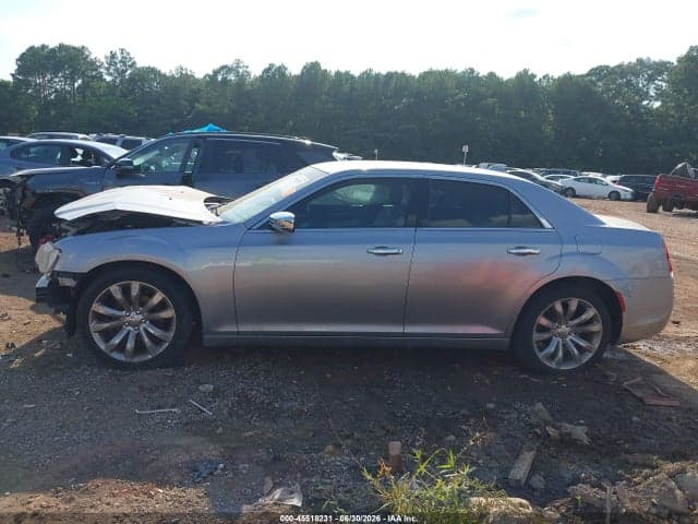 2018 CHRYSLER 300 LIMITED 15