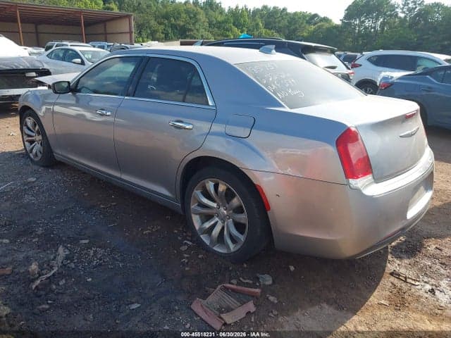 2018 CHRYSLER 300 LIMITED 3