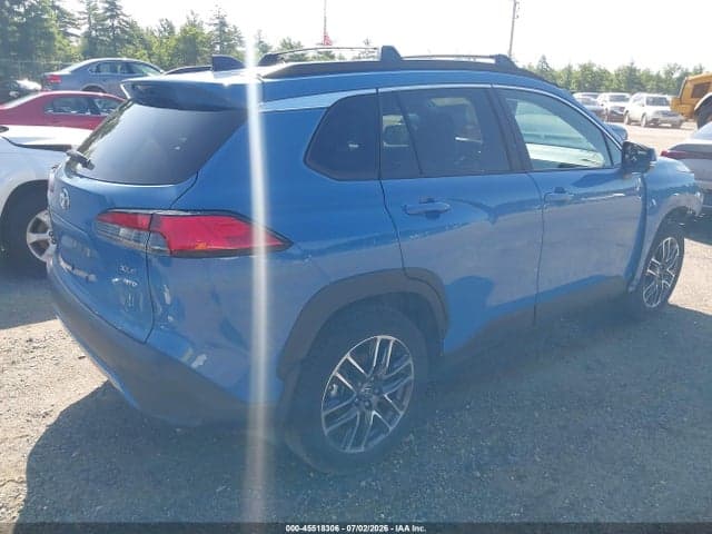 2026 TOYOTA COROLLA CROSS XLE 4