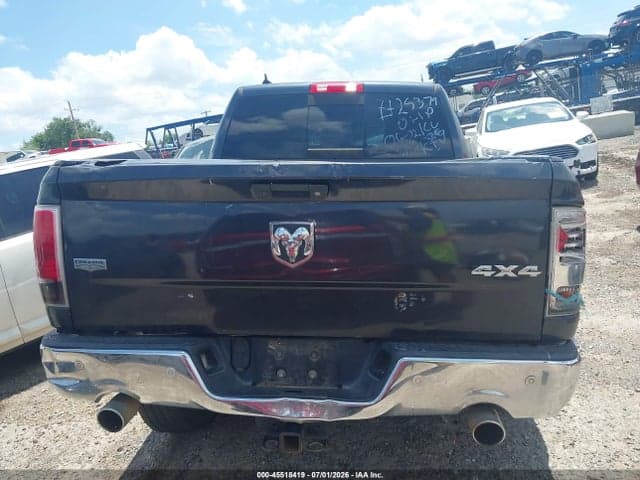 2017 RAM 1500 LARAMIE 4X4 5'7 BOX 16