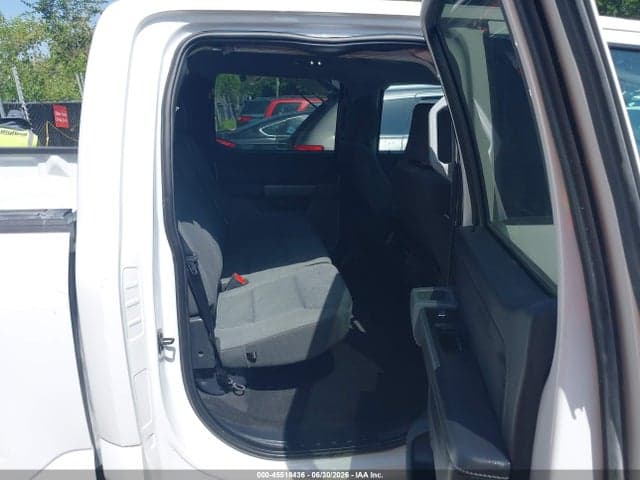 2024 FORD F-150 XLT 8