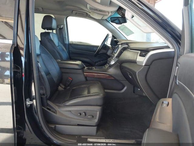 2017 GMC YUKON XL SLT 5