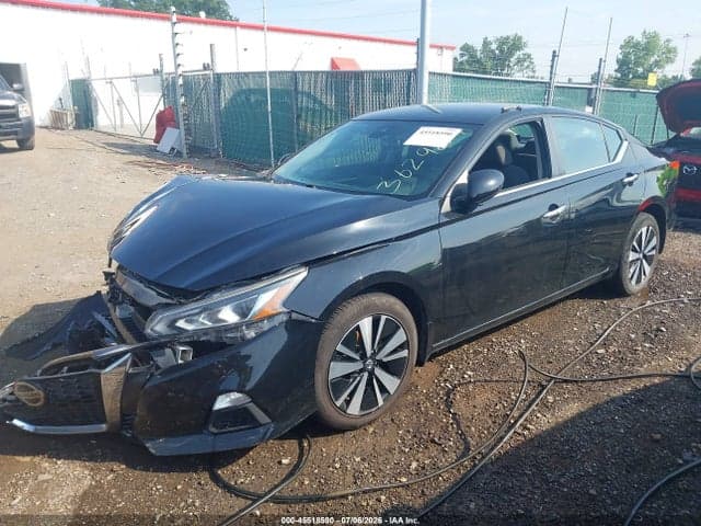 2022 NISSAN ALTIMA SV INTELLIGENT AWD 2