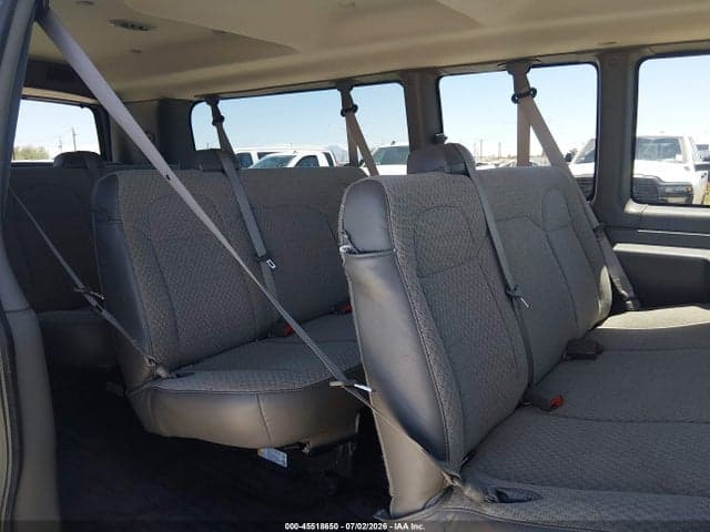2017 CHEVROLET EXPRESS 3500 LT 8